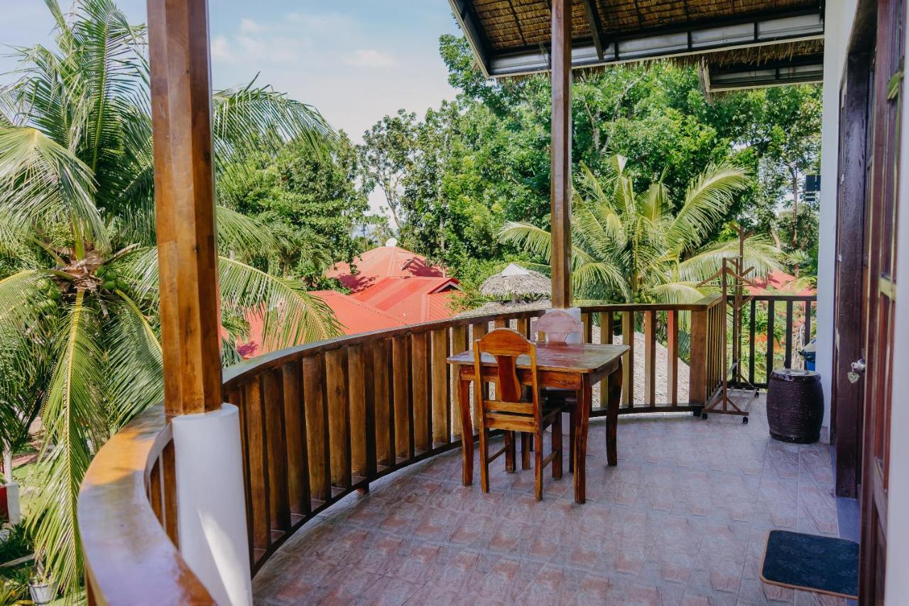 Palmera Palma Top Floor Moalboal Extérieur photo